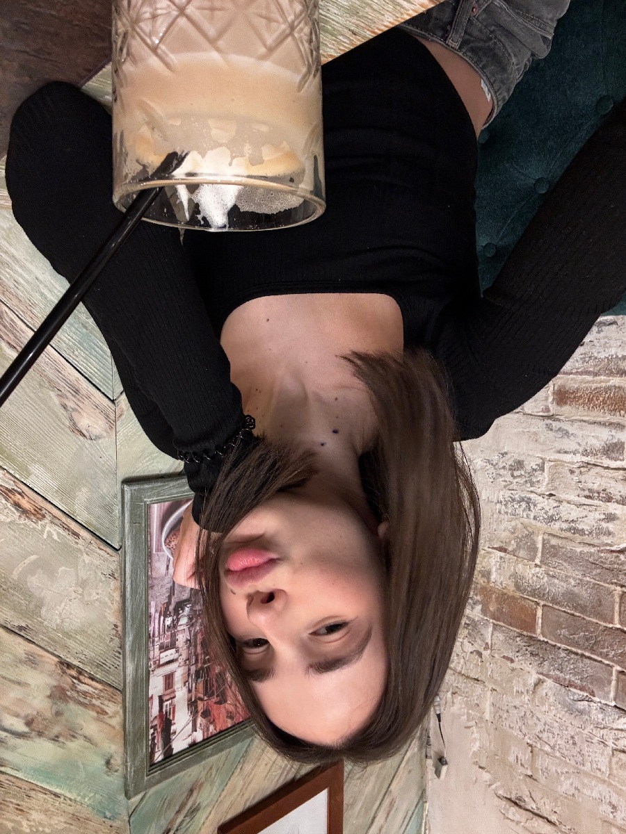 Fresh photos, fresh mood — Tina online in Bareilly